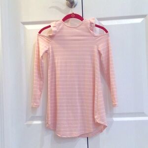 Btween
Lightly worns 
Size 7